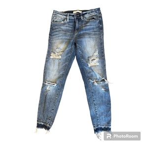 KanCan Darkwash Lightly Distressed Highrise Skinny Jeans